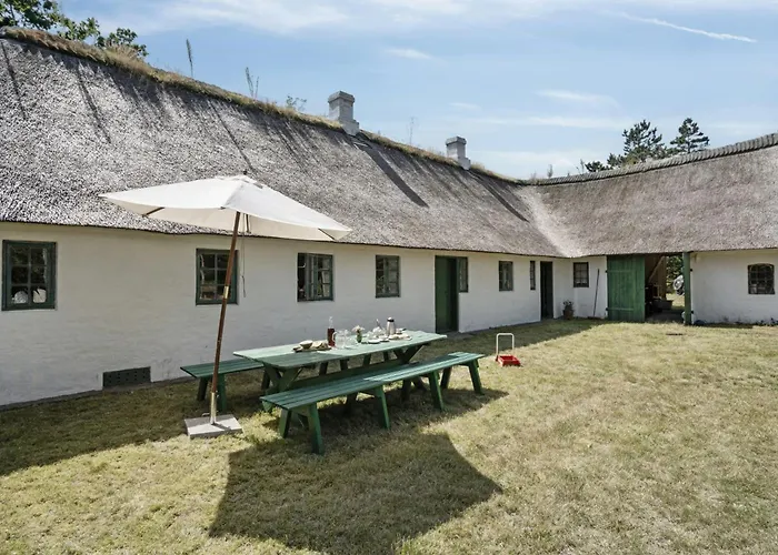Bygone Time At Cartwright's Farm In Feriehus