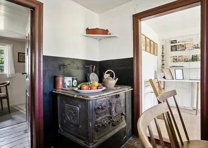 Bygone Time At Cartwright's Farm In