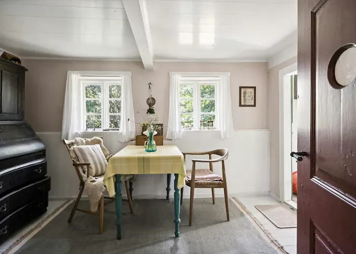 Bygone Time At Cartwright's Farm In Feriehus *